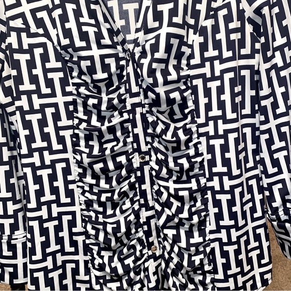 INC Women's Printed Ruched Snap-Front Top - Picture 4 of 5